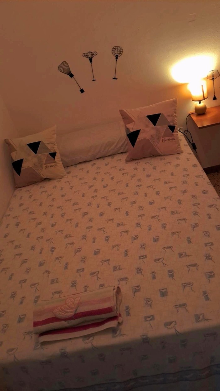 2 HABITACIONES  ALQUILER EN AMPOSTA