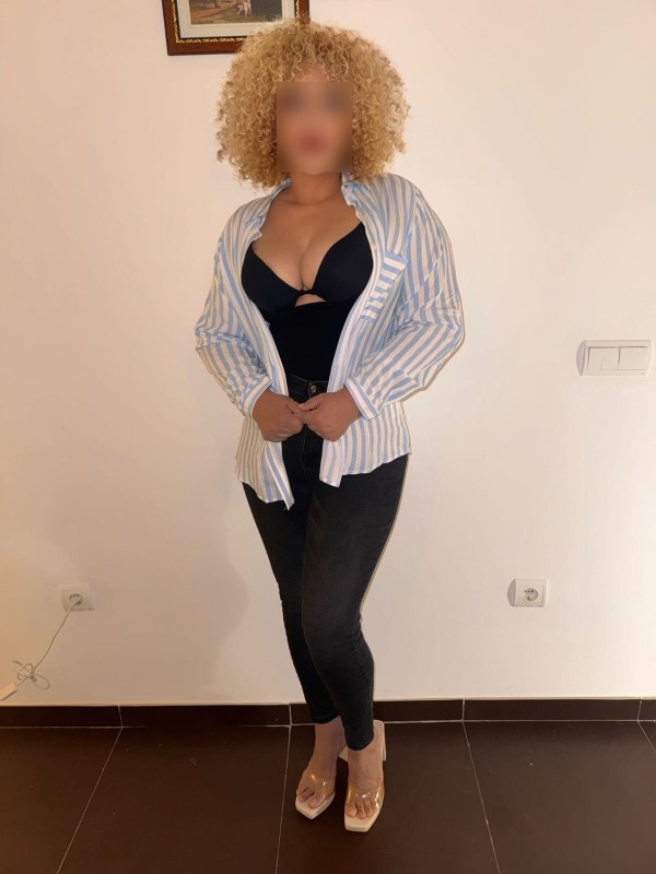 Dulzura y pasión cubana recien llegada a Ronda