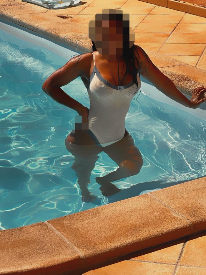 Valeria morenaza me gusta las noches de locura 24h laguna