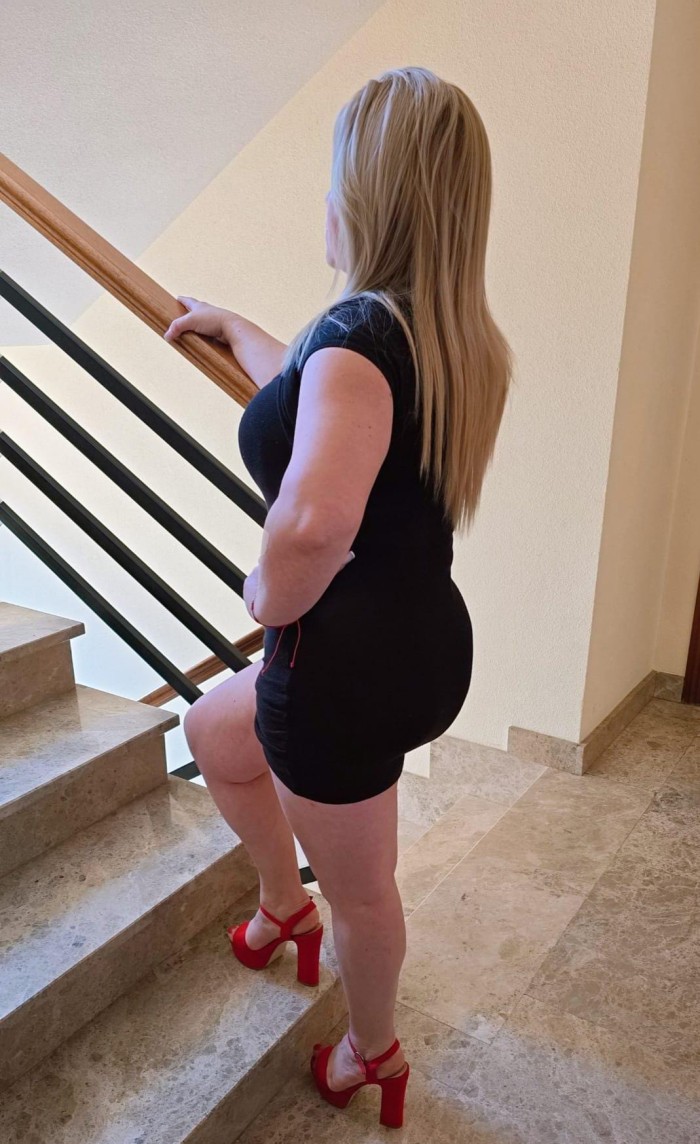 EN PUERTA DE ANGEL ARDIENTE BOMBA DE SEXO