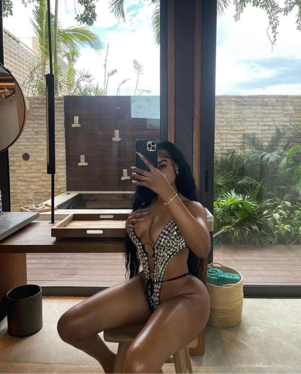 Novedad en Terrassa, Fotos reales 100%, morena cachonda completa 24 hs