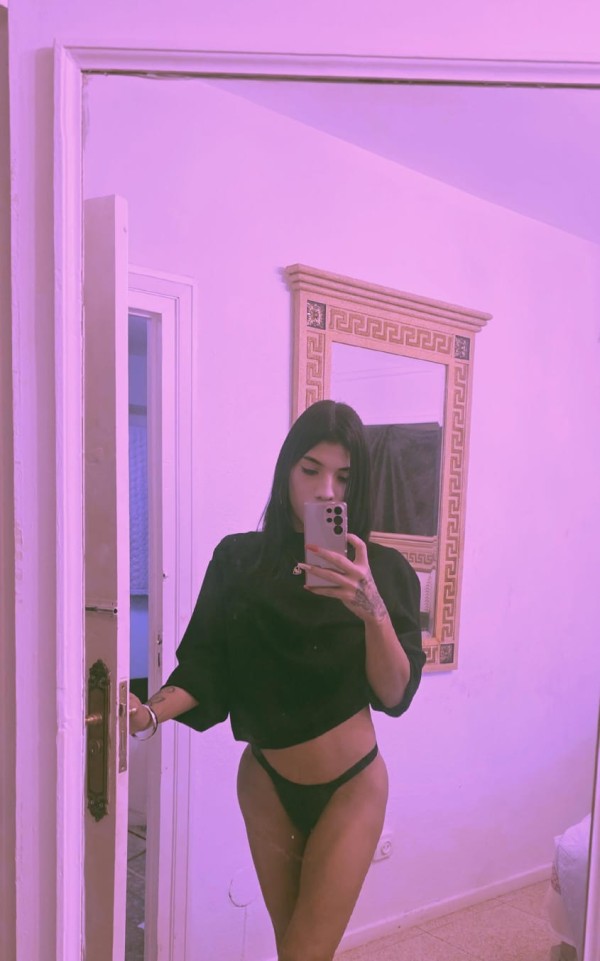 ISABELLA BELLA TRANS FEMENINA MUY PERVERSA EN MARBELLA