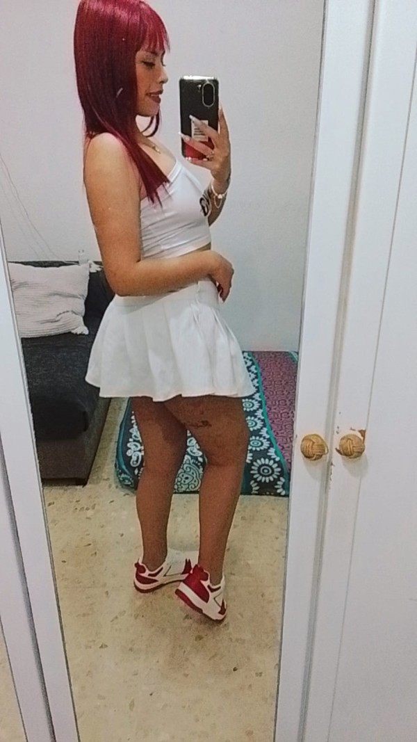 A.. LLEGUE : PARA TI HERMOSA PELIROJA EN : ALMUÑÉCAR