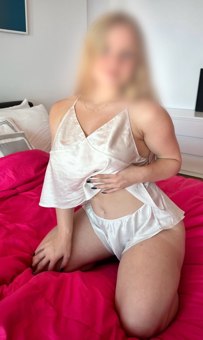 DELICIOSA IMPLICADA MORBOSA ENTREGADA