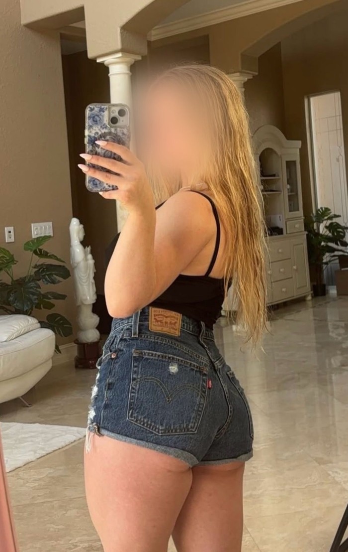 DELICIOSA IMPLICADA MORBOSA ENTREGADA