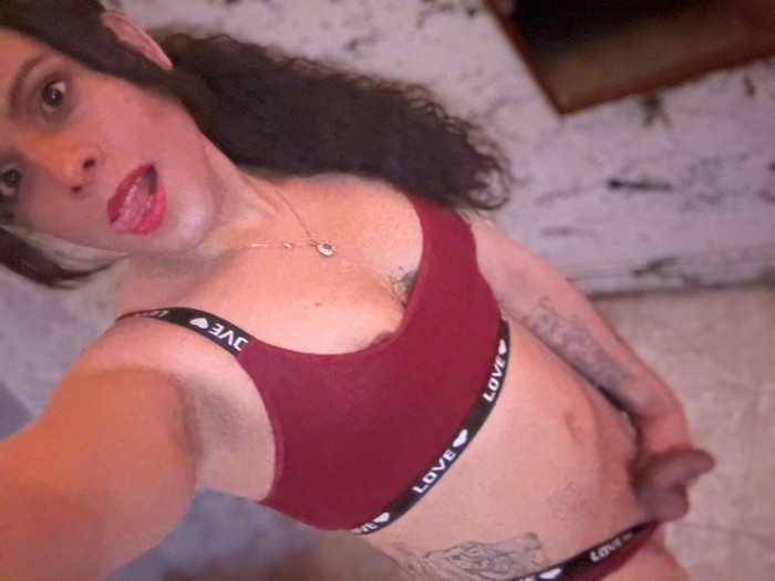 TRANS!NOVEDAD EN VALLECAS, BESO NEGRO VERSATIL 24h