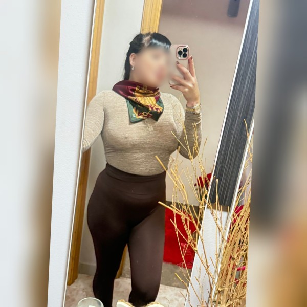 uruguaya SOLO POR UNA SEMANA PARA CABALLEROS DE BUEN GUSTO