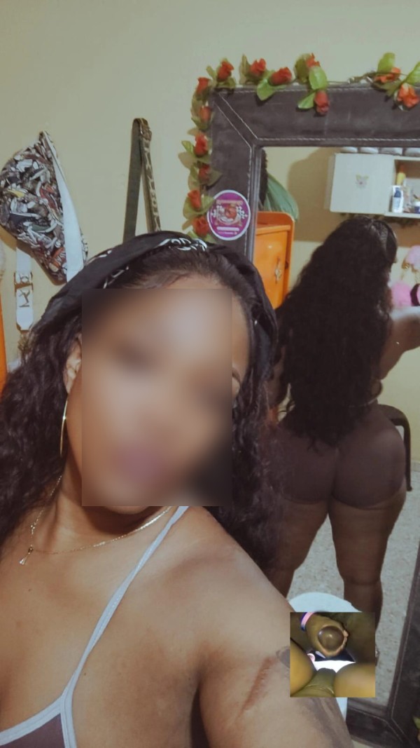 KENDRA, DULCE COQUETA Y MUY MORBOSA