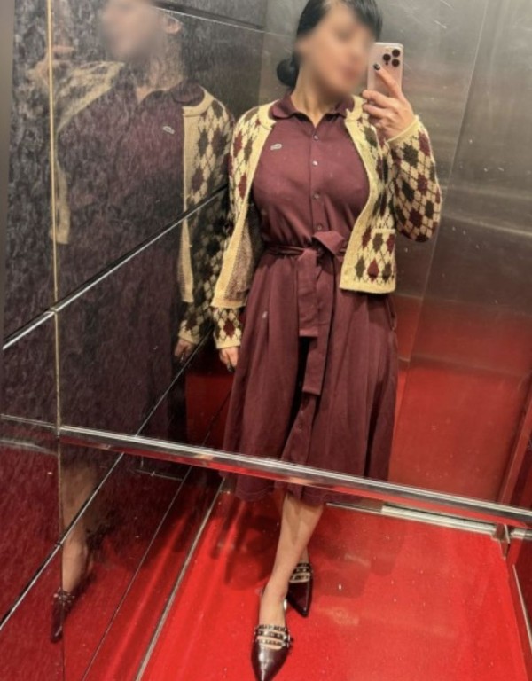 URUGUAYA SOLA EN MI CASA CON ENTRADA INDEPENDIENTE CALLE DISCRETA