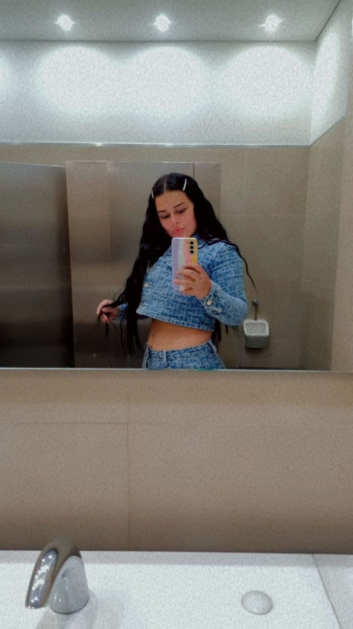 CHIQUITA HERMOSA LATINA MUY CARIÑOSA EN (TORRASA)