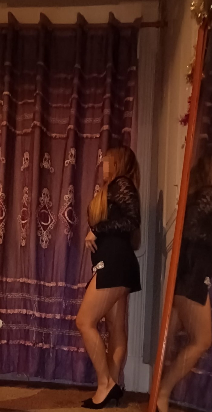 LA MÁS CARIÑOSA Y MAGNÉTICA DE VIGO