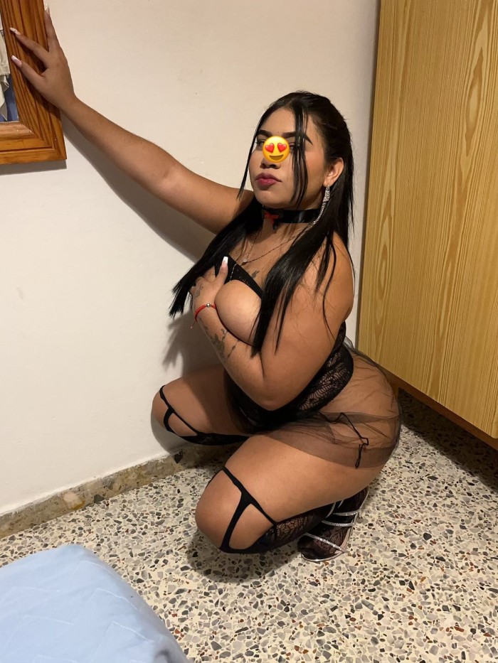 CAHONDA FIESTERA JOVENCITA SABTOSA CON GANAS DE SE