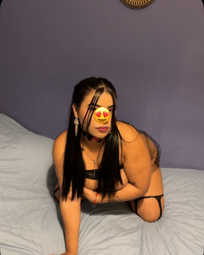 CAHONDA FIESTERA JOVENCITA SABTOSA CON GANAS DE SE