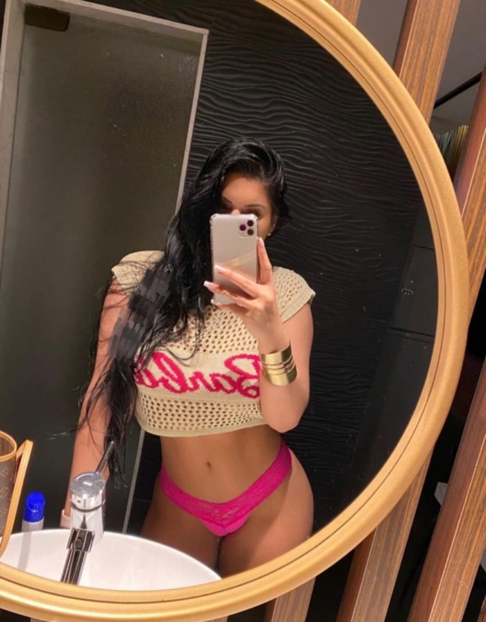 RECIÉN LLEGADA EL ALBACETE – HERMOSA BRASILEÑA MUY FESTEIRA Y VICOSA HOT