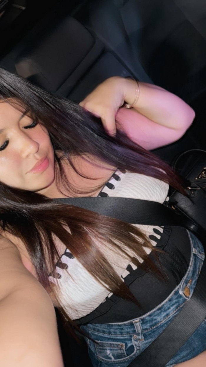 Morenita venezolana con ganas de travesura