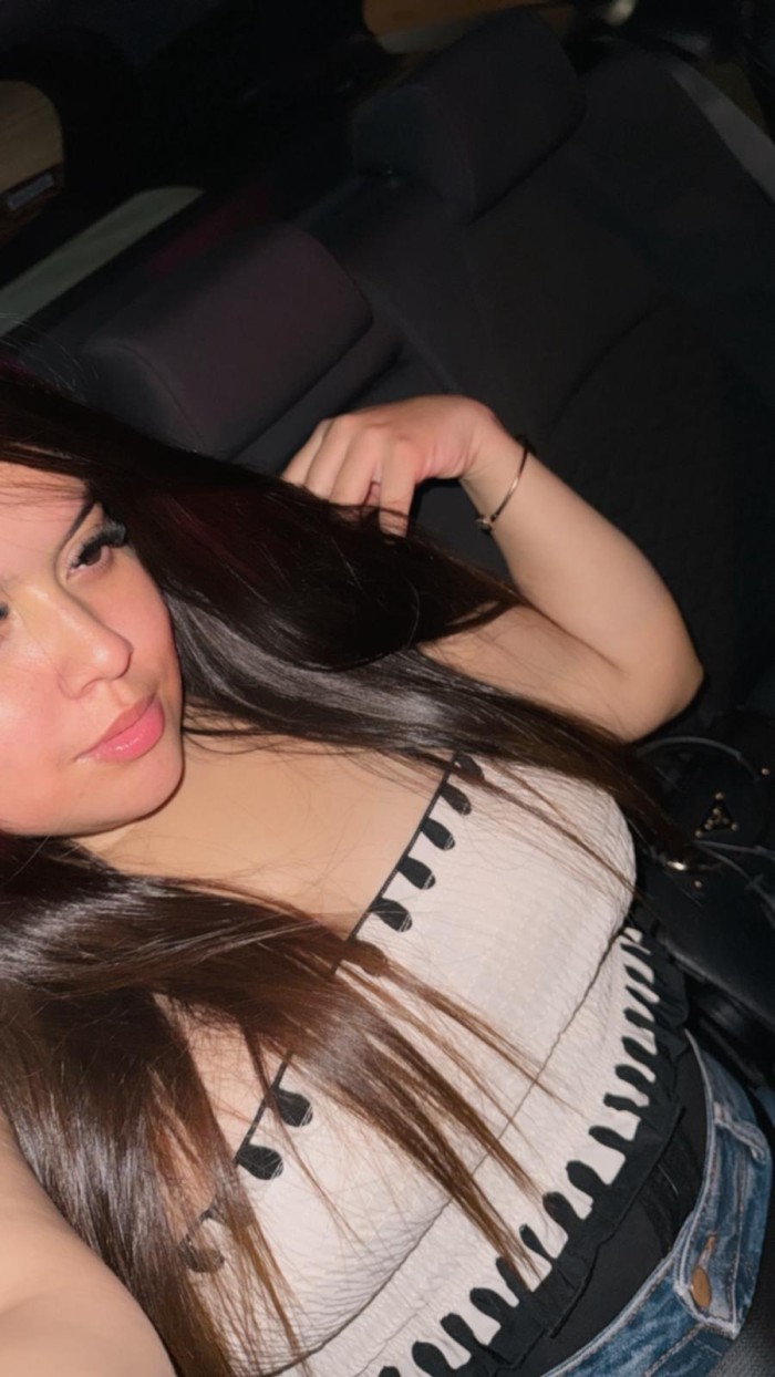 Morenita venezolana con ganas de travesura