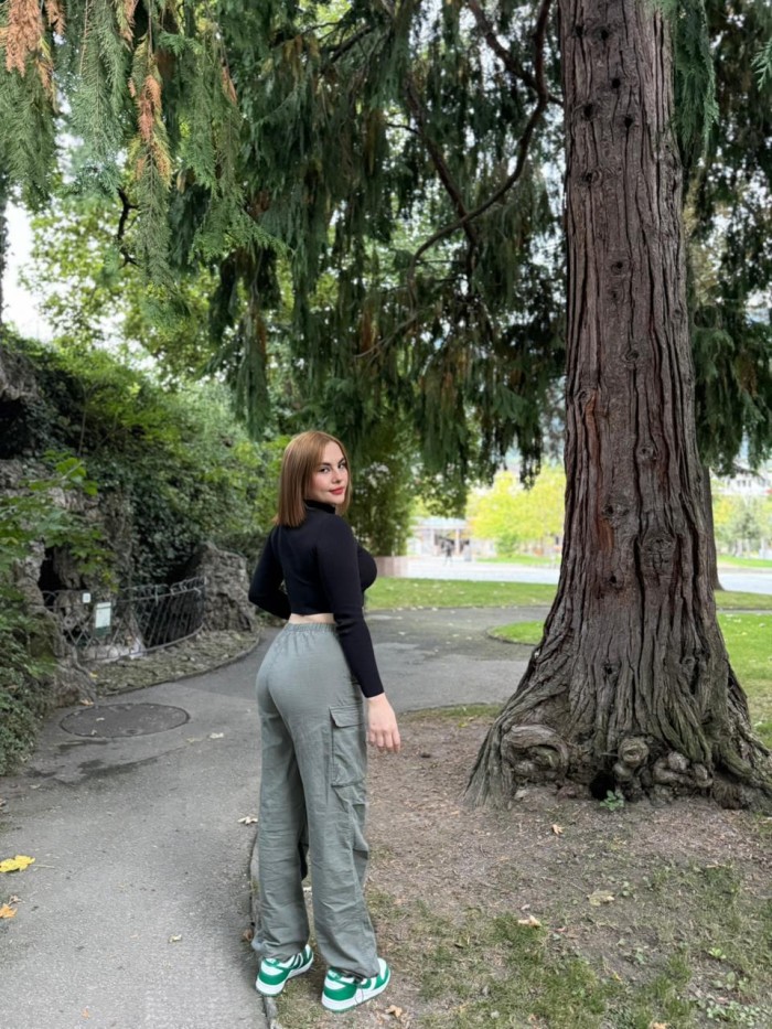 LATINA QUE DESBORDA ELEGANCIA Y MORBO 697330490