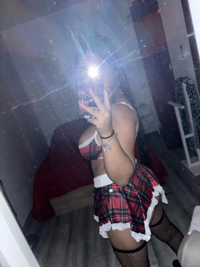 EN MANRESA FIESTERA SENSUAL BOMBA DE SEXO