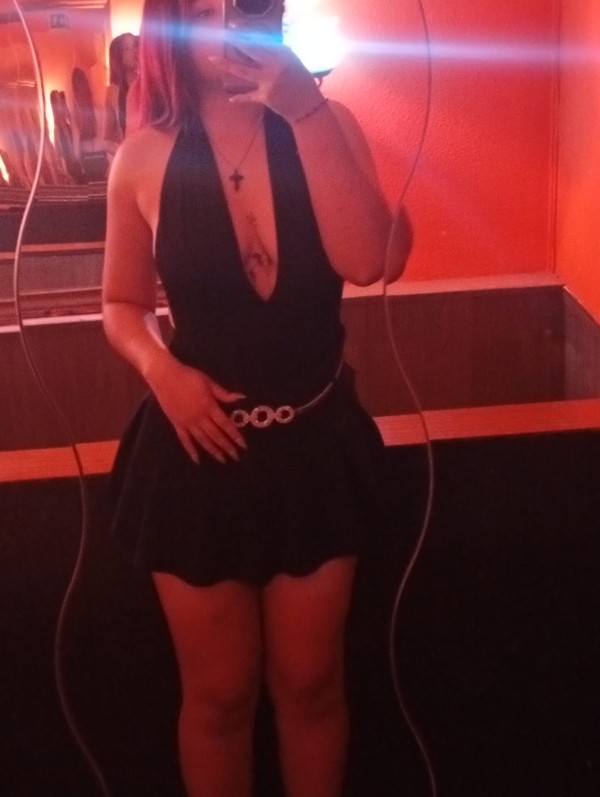 Mariana, colombiana cachonda en Benidorm centro