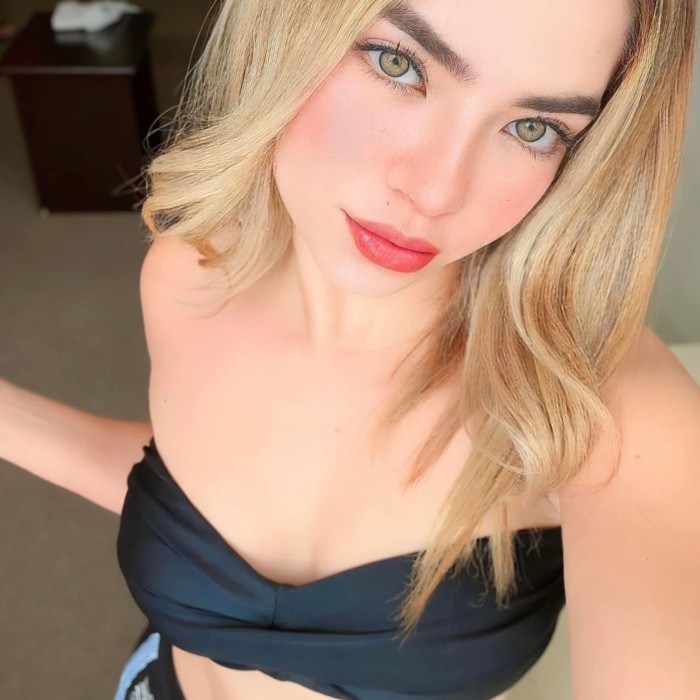 Brasileña de lujo rubia muy sexy