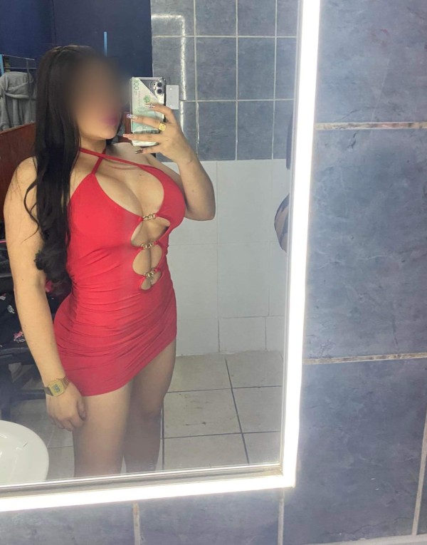 LINDA Y HERMOSA COLOMBIANA DE NUEVO EN PUERTOLLANO