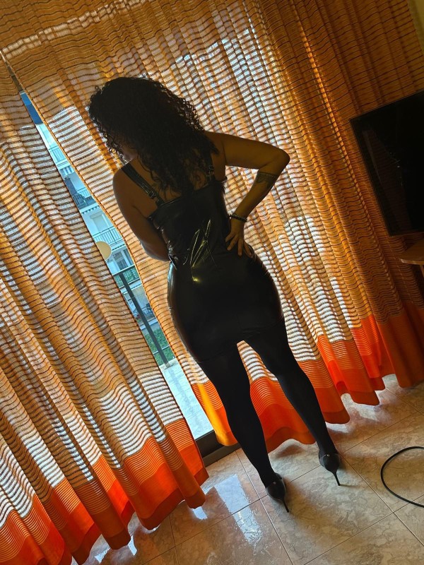 BRASILEÑA CON DULZURA Y PICARDÍA NATURAL 641533022