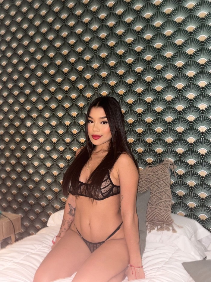 MUJER EXCLUSIVA VIP COMPLACIENTE SIN LIMITES