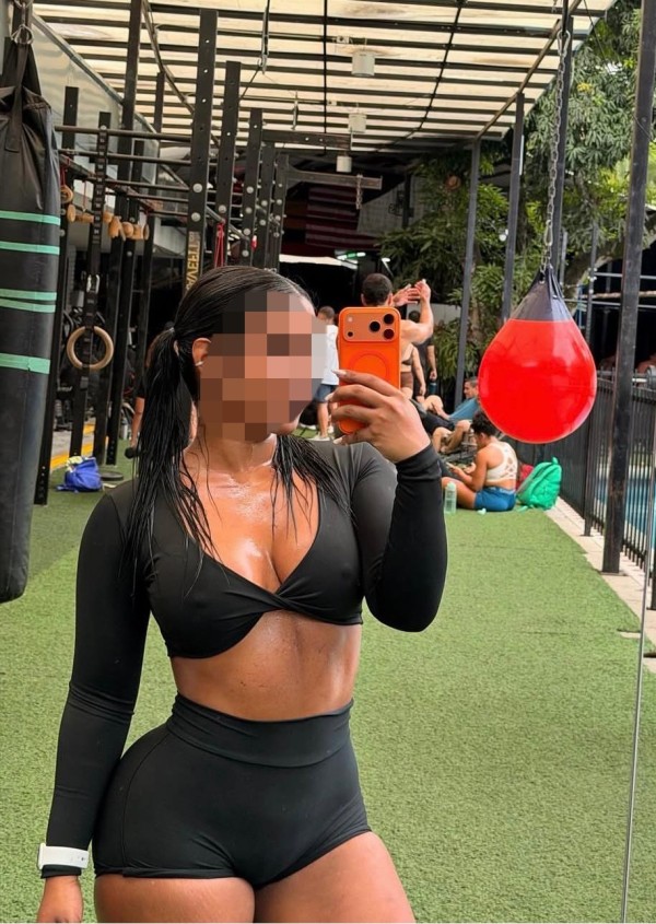 QUIERES JUGAR ? TIENE GANA DE FIESTA? LLÁMAME Y NO TE ARREPENTIRÁS