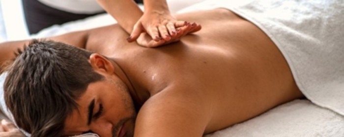 PAREJAS SE OFRESEN TRIOS Y MIRONES X SEXO