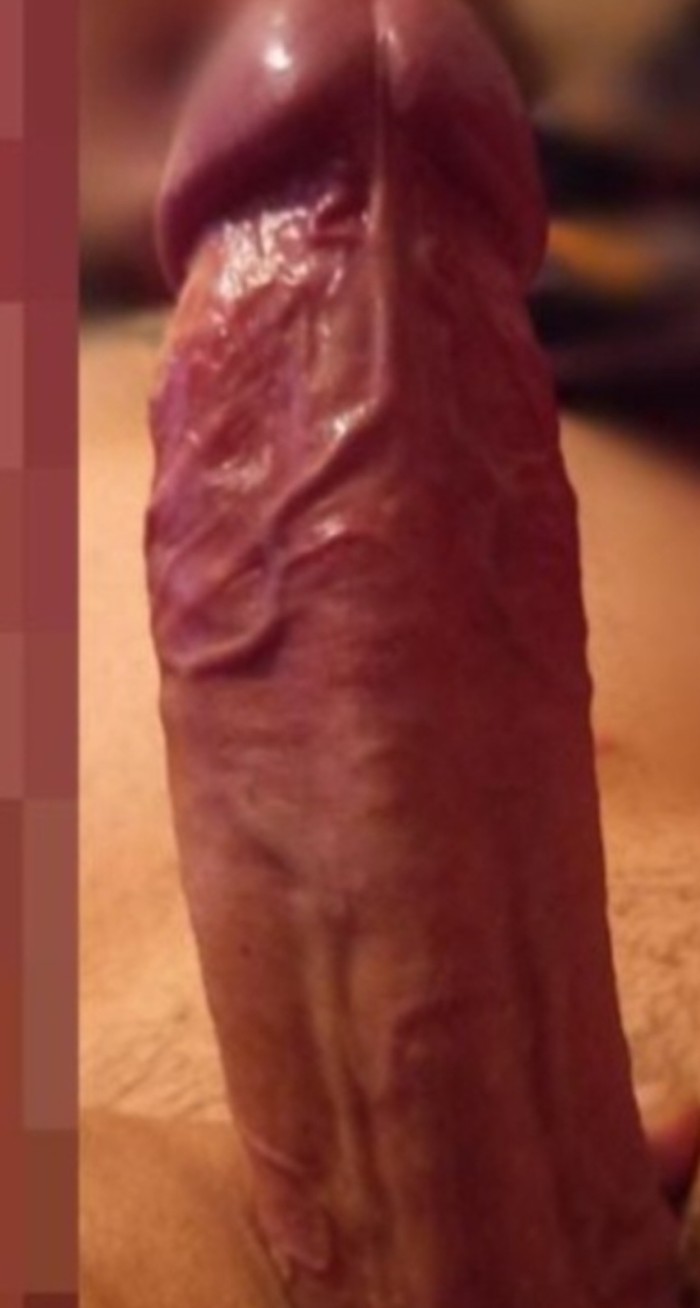 PAREJA SE OFRESEN TRIOS Y MIRONES X SEXO