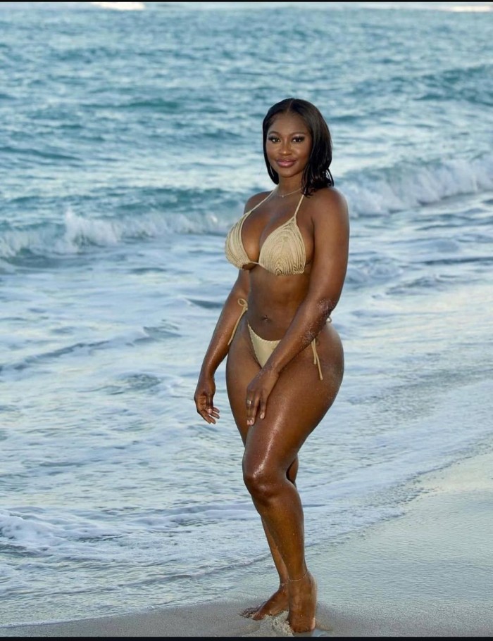 FIESTERITA EXPERTA EN DAR PLACER TU PUTITA DE LUJO