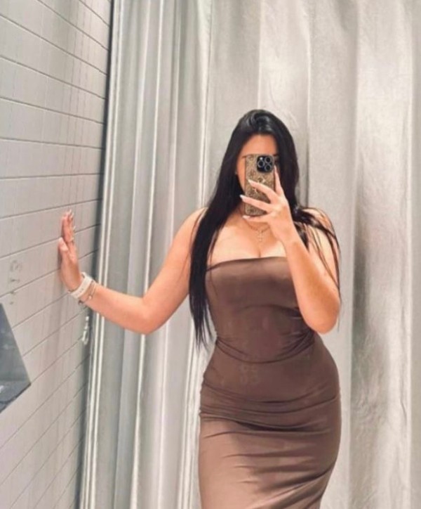 SEXI, LUJURIOSA Y CACHONDA (NOVEDAD EN MOTRIL) TE SACO LA LECHE