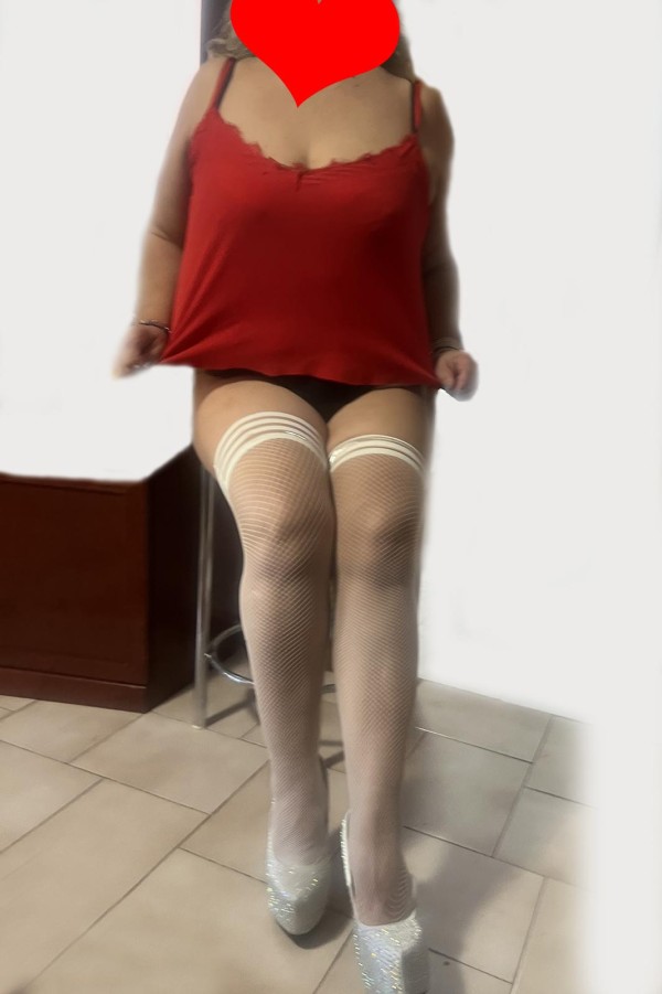 Ananka elegante y glamurosa en Zaragoza (Utebo)