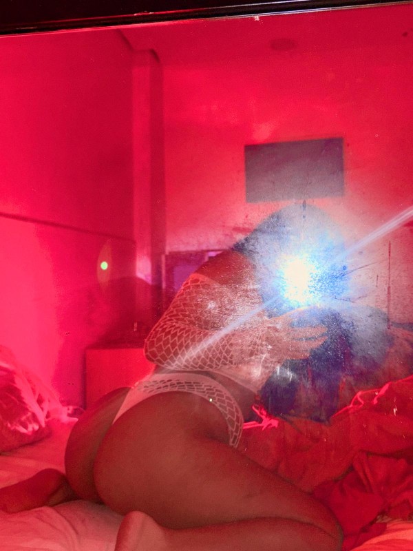 SALOMÉ JOVENCITA CACHONDA Y CARIÑOSA!! INDEPENDIENTE NUEVA EN TU ZONA