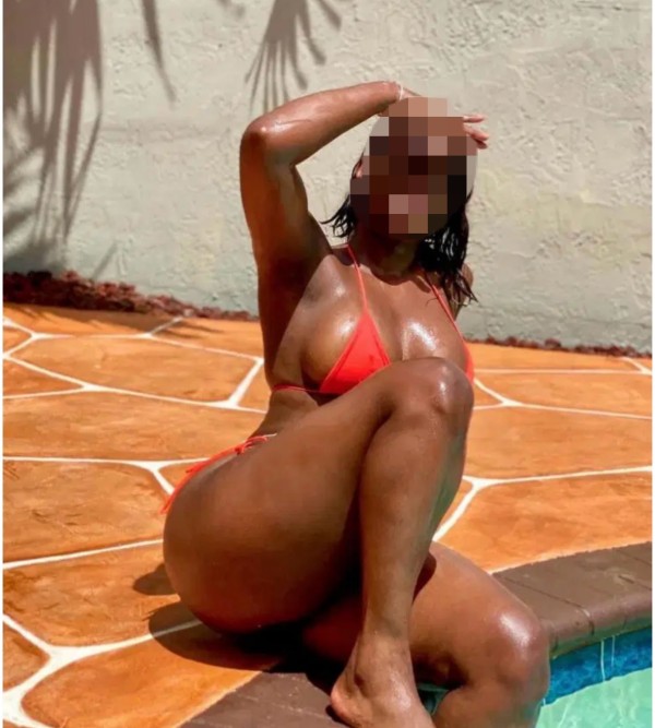 Morena Con tetas naturales 100% culona sexy y morbosa