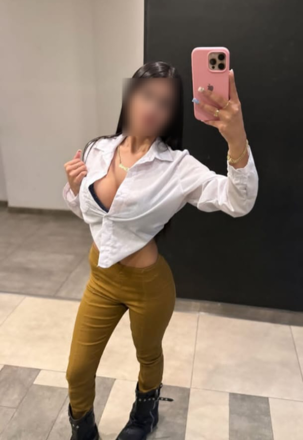 Maira Getafe corrida en mi boquita carnosa