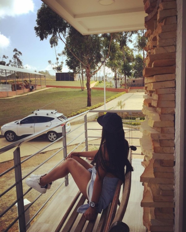 Hola mis amores soy julithe resien llegada