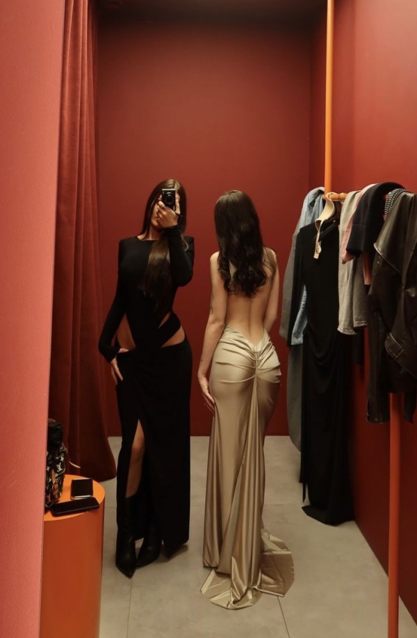 5 AMIGAS ESTUDIANTES 24H