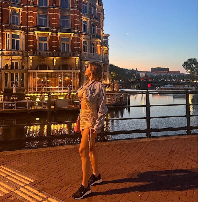 Impresionante chica vip colombiana en Vigo