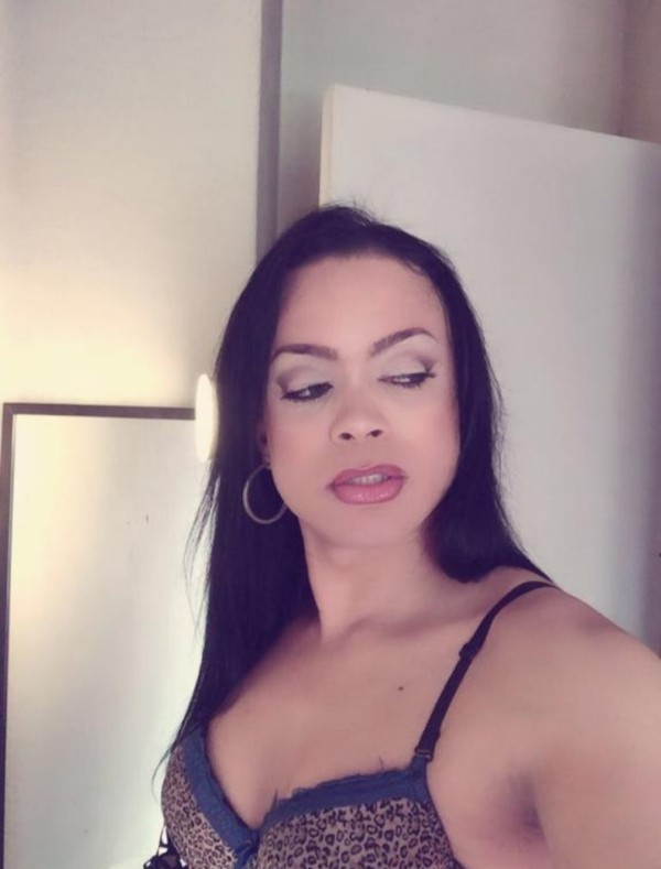 Ven Amor TE DOY LO Q TU CHICA O PARIENTA NO TE DA