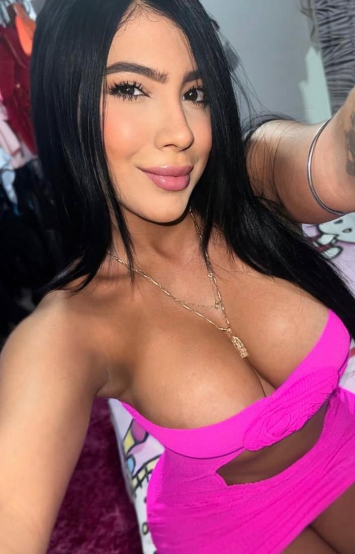 BELLA Y SEXY LATINA UN LUJO A TÚ ALCANCE