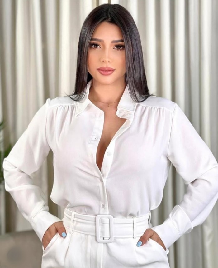 PURA SEDUCCIÓN Y EROTISMO CON BELLEZA LATINA