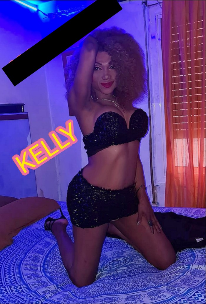 DIOSA DEL BESO NEGRO EXPERTA EN PRINCIPIANTES BLACK KISS QUEEN GRANOLLERS