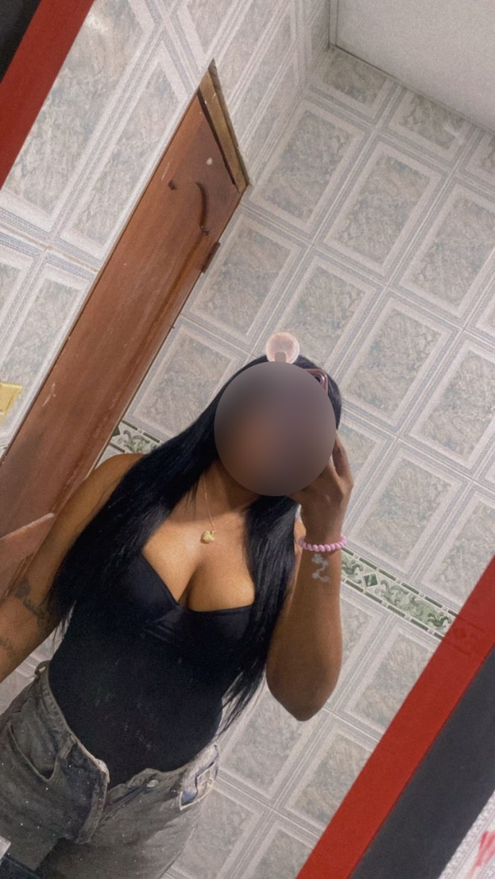 Soy Linda una preciosa jovencita 26 años ardiente EN PUERTOLLANO