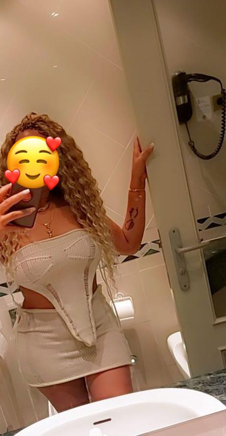 Hola mis amores soy una chica muy divertida con de