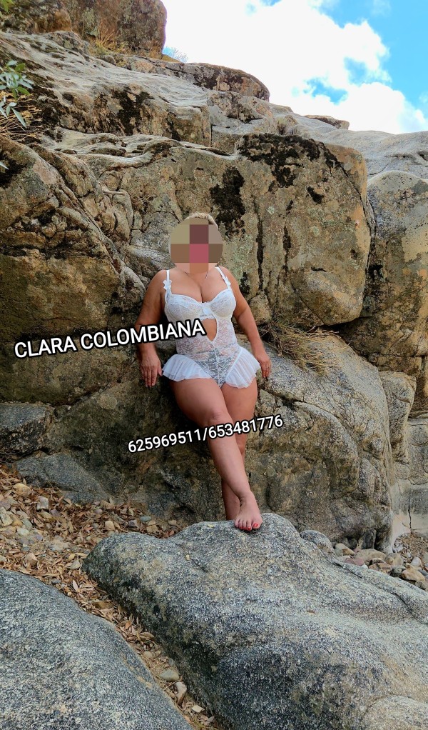Atrevida y aventura clara colombiana madurita sexy