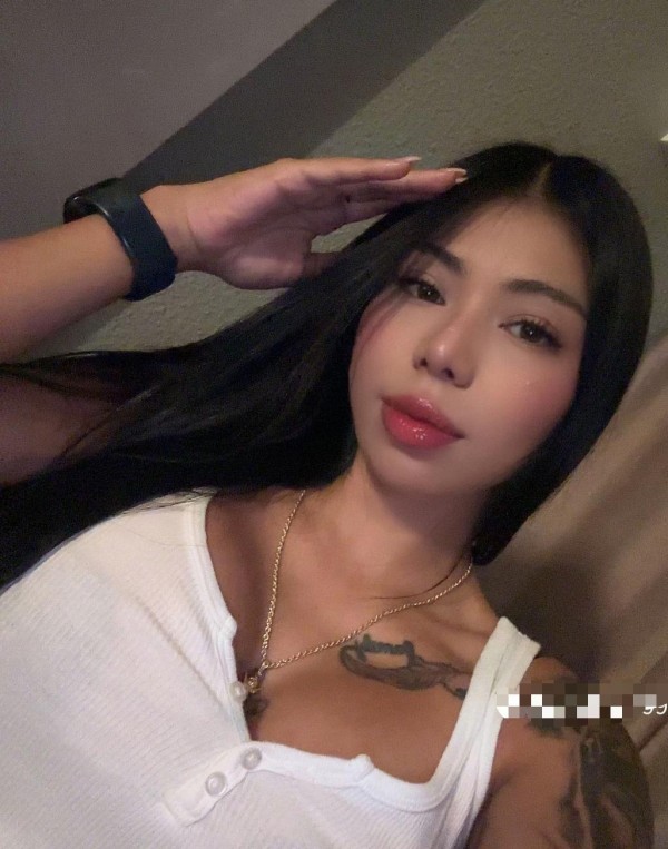 HELEN, tengo ganas de conocer chicos, llamame