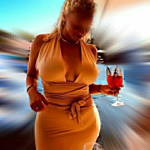 671592206 Helena REINA RISUEÑA Y CARIÑOSA