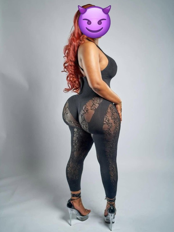 NOVEDAD recién llegada, Morenaza muy buen cuerpo,