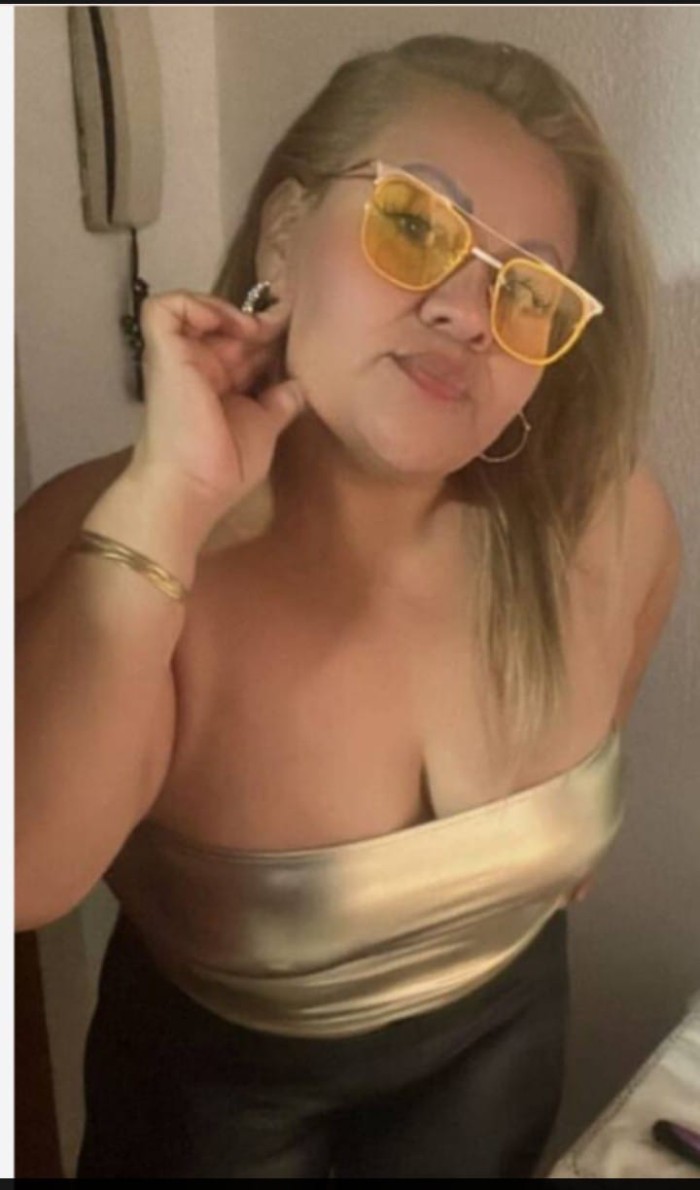 EN BARAKALDO  ESCORT CACHONDA FIESTERA COLOMBIANA